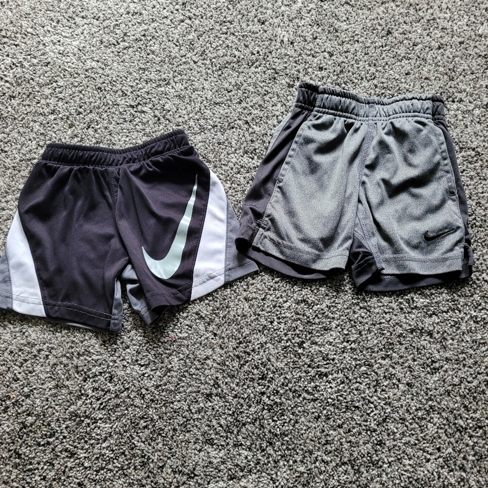 Boys 2T nike shorts